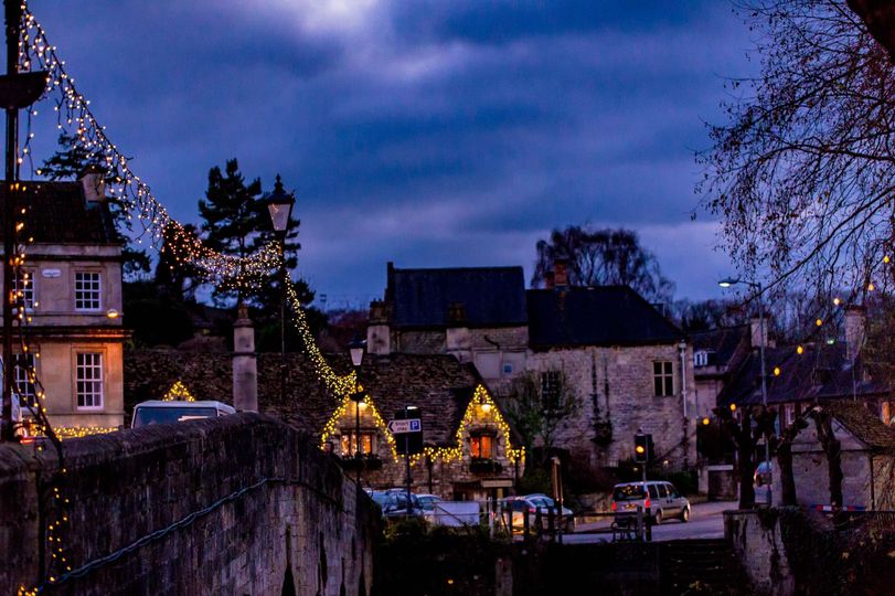 Bradford On Avon Christmas 2024 Olympics - Meta Susana