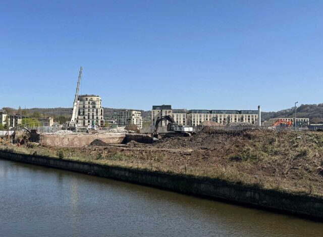 Smells from old gas works spark health and safety concerns