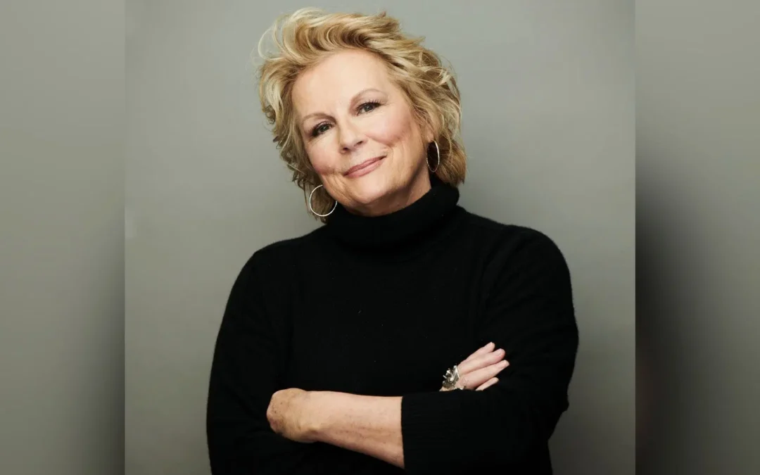 JENNIFER SAUNDERS to star in Edward Bond’s THE SEA at Theatre Royal Bath