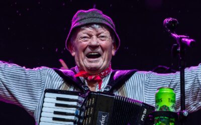 The Wurzels Set for Summer Party Night at Bath Racecourse 31st July